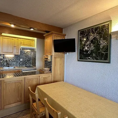 3 Pièces à Plagne Centre, Proche Commerces Et Mont Blanc, Animaux Admis - Fr-1-351-222